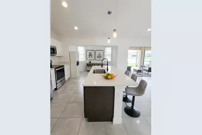 2504 NW 19th Pl, Cape Coral, FL 33993 - Photo 5