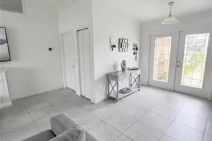2504 NW 19th Pl, Cape Coral, FL 33993 - Photo 3