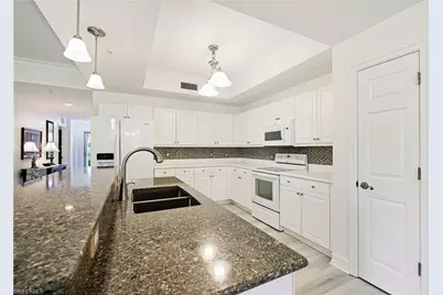 10800 Palazzo Way #105, Fort Myers, FL 33913 - Photo 5