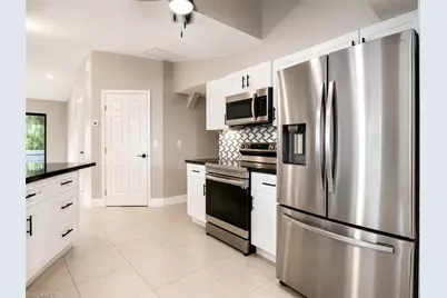 1520 SE 20th Ct, Cape Coral, FL 33990 - Photo 5