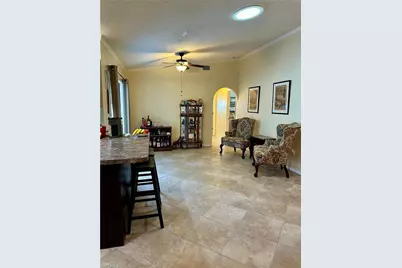 304 NE 19th Ter, Cape Coral, FL 33909 - Photo 11