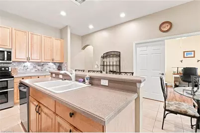 13921 Bently Cir, Fort Myers, FL 33912 - Photo 17