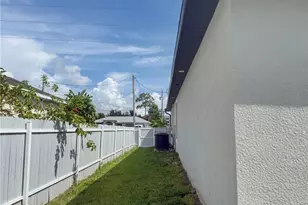433 NW 1st St, Cape Coral, FL 33993 - Photo 41