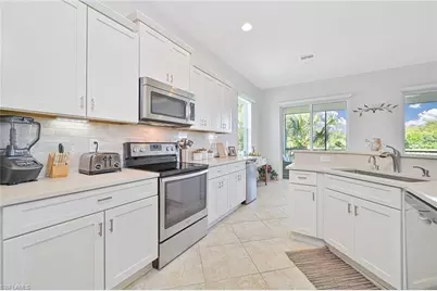10251 Glastonbury Cir #201, Fort Myers, FL 33913 - Photo 11
