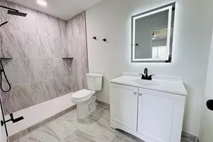 718 Rue Labeau Cir, Fort Myers, FL 33913 - Photo 17