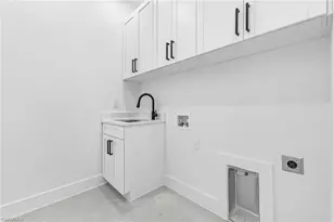 2909 NW 5th Ave, Cape Coral, FL 33993 - Photo 21
