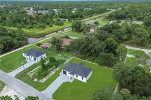 1718 Hibiscus Ave, Lehigh Acres, FL 33972 - Photo 35