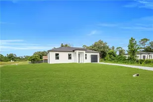 1800 Hibiscus Ave, Lehigh Acres, FL 33972 - Photo 3