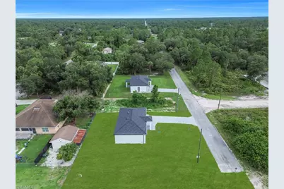 1800 Hibiscus Ave, Lehigh Acres, FL 33972 - Photo 35