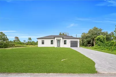 1800 Hibiscus Ave, Lehigh Acres, FL 33972 - Photo 5