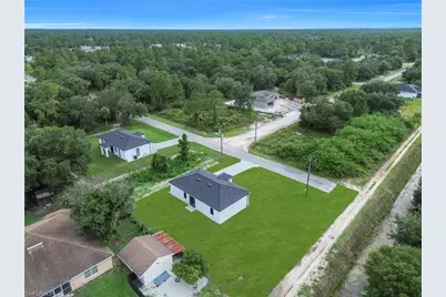1800 Hibiscus Ave, Lehigh Acres, FL 33972 - Photo 37