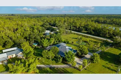 9200 Nalle Grade Rd, North Fort Myers, FL 33917 - Photo 15