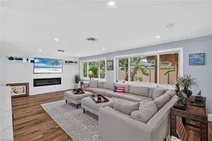 625 Sunnyside Ct, Fort Myers, FL 33919 - Photo 5