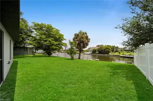 318 SW 7th Terrace, Cape Coral, FL 33991 - Photo 25