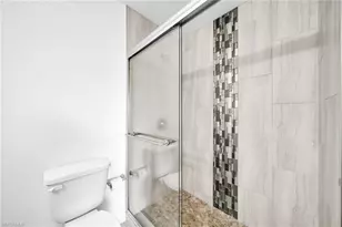 318 SW 7th Terrace, Cape Coral, FL 33991 - Photo 21
