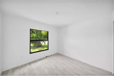 318 SW 7th Ter, Cape Coral, FL 33991 - Photo 11