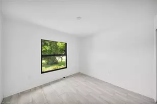 318 SW 7th Terrace, Cape Coral, FL 33991 - Photo 11