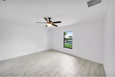 318 SW 7th Ter, Cape Coral, FL 33991 - Photo 17