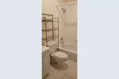 4611 Bayshore Dr #O8, Naples, FL 34112 - Photo 17