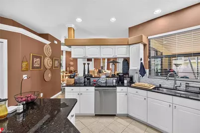 4914 SW 25th Ct, Cape Coral, FL 33914 - Photo 9