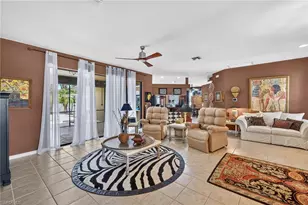 4914 SW 25th Ct, Cape Coral, FL 33914 - Photo 3