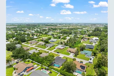 6872 Fairview St, Fort Myers, FL 33966 - Photo 39