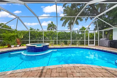 6872 Fairview St, Fort Myers, FL 33966 - Photo 3
