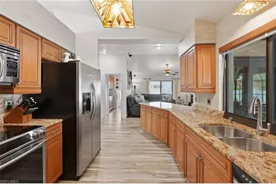 2118 SW 12th Ave, Cape Coral, FL 33991 - Photo 11