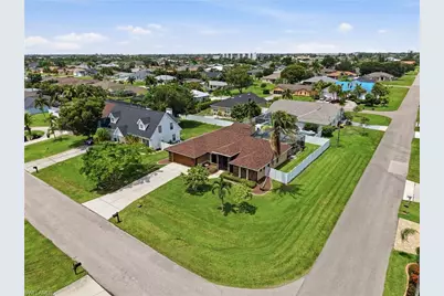2118 SW 12th Ave, Cape Coral, FL 33991 - Photo 5