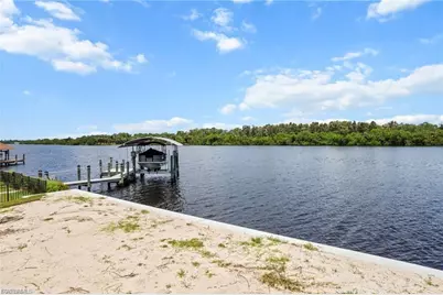 13838 River Forest Dr, Fort Myers, FL 33905 - Photo 7