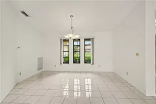 423 SW 12th St, Cape Coral, FL 33991 - Photo 7