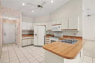 423 SW 12th St, Cape Coral, FL 33991 - Photo 13