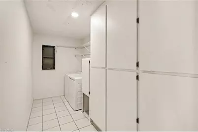 423 SW 12th St, Cape Coral, FL 33991 - Photo 23