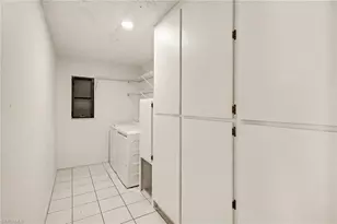 423 SW 12th St, Cape Coral, FL 33991 - Photo 23