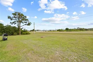 5011 Dania Cir, Labelle, FL 33935 - Photo 19