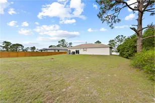 5011 Dania Cir, Labelle, FL 33935 - Photo 17