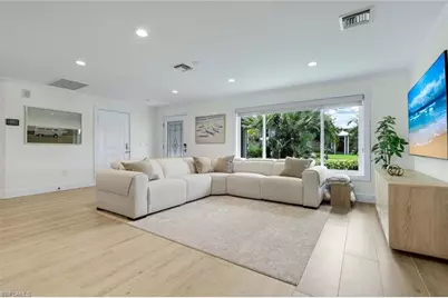 27098 Harbor Dr, Bonita Springs, FL 34135 - Photo 5