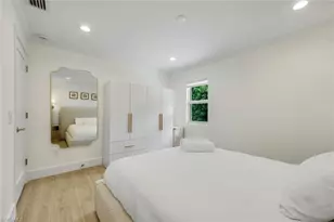 27098 Harbor Dr, Bonita Springs, FL 34135 - Photo 23