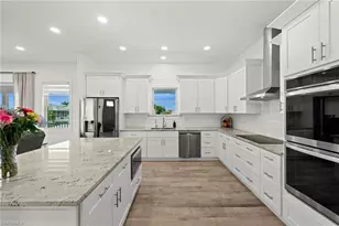 2912 Buttonwood Key Ct, Saint James City, FL 33956 - Photo 15