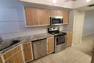 1202 Cape Coral Pkwy W, Cape Coral, FL 33914 - Photo 23
