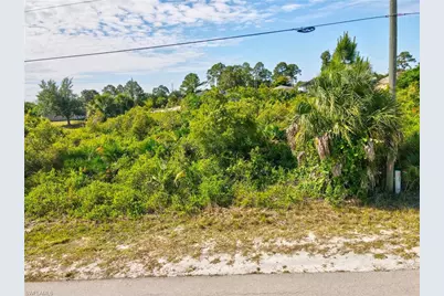 2901 67th St W, Lehigh Acres, FL 33971 - Photo 11
