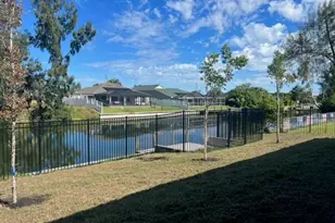 1819 NE 2nd St, Cape Coral, FL 33993 - Photo 3