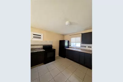5546 6th Ave, Fort Myers, FL 33907 - Photo 9