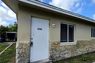 5546 Sixth Ave, Fort Myers, FL 33907 - Photo 1