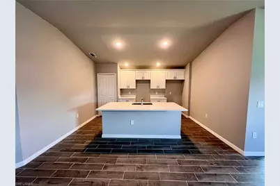 2706 56th St W, Lehigh Acres, FL 33971 - Photo 9