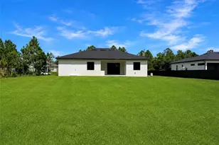 919 Hibiscus Ave, Lehigh Acres, FL 33972 - Photo 5