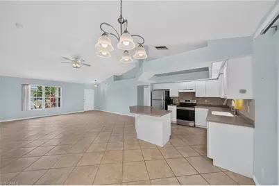 1709 SW 15th Pl, Cape Coral, FL 33991 - Photo 13