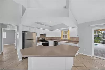 1709 SW 15th Pl, Cape Coral, FL 33991 - Photo 9