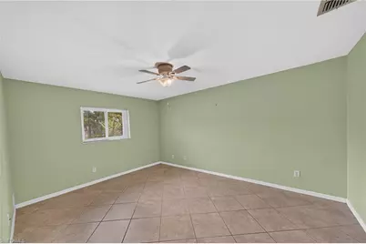 1709 SW 15th Pl, Cape Coral, FL 33991 - Photo 15