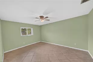 1709 SW 15th Pl, Cape Coral, FL 33991 - Photo 15